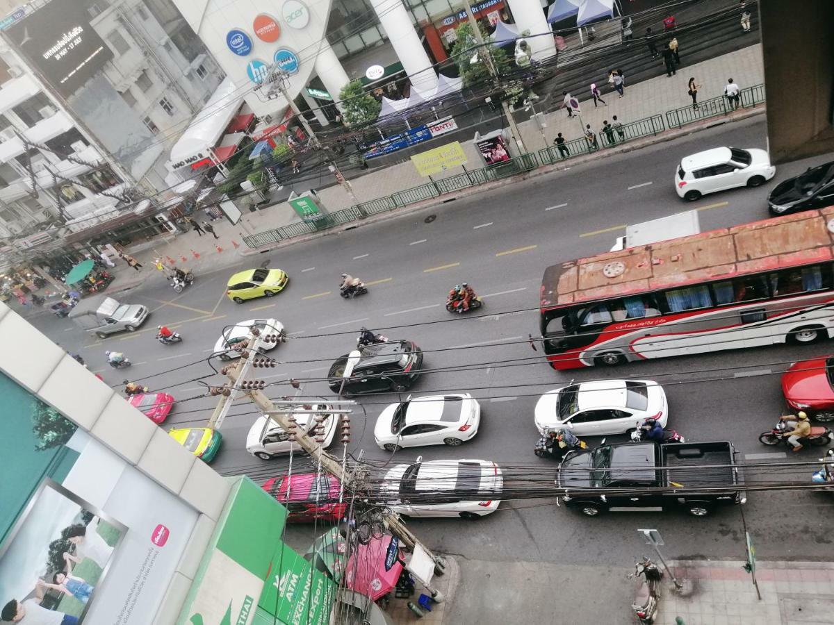 White House Hostel Bangkok Ngoại thất bức ảnh