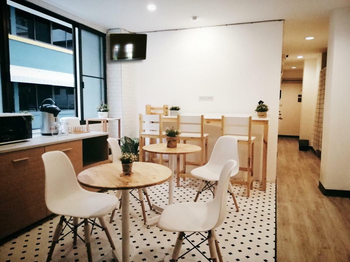White House Hostel Bangkok Ngoại thất bức ảnh