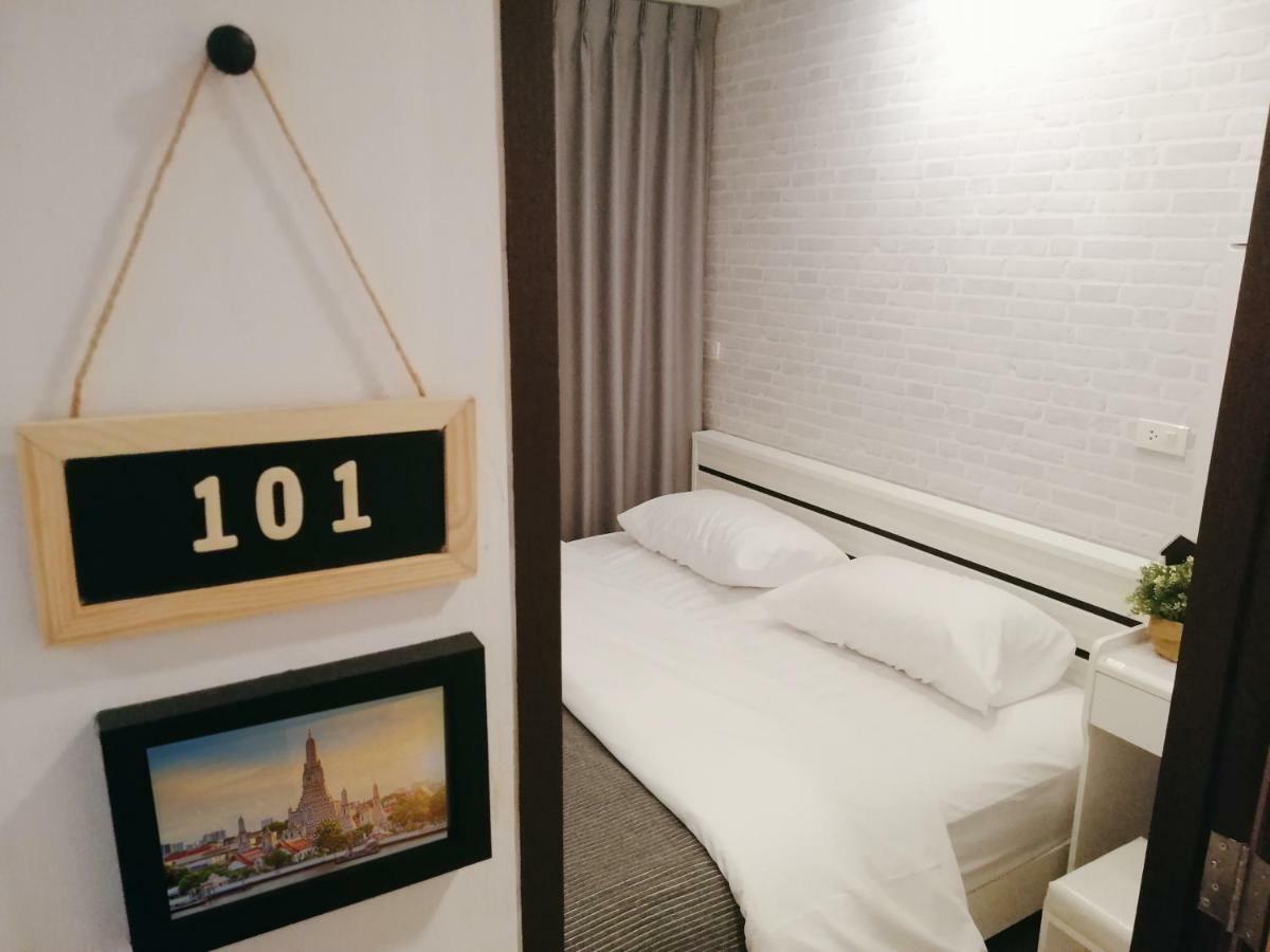 White House Hostel Bangkok Ngoại thất bức ảnh