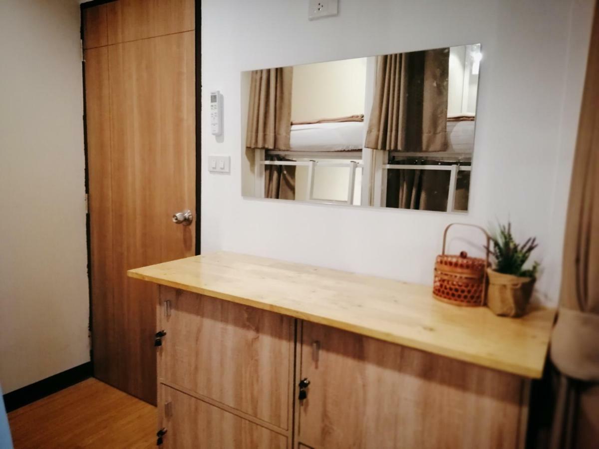 White House Hostel Bangkok Ngoại thất bức ảnh