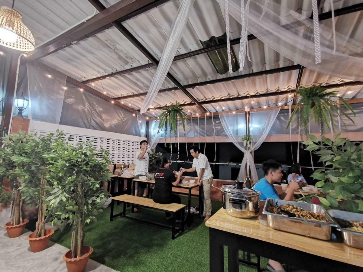 White House Hostel Bangkok Ngoại thất bức ảnh